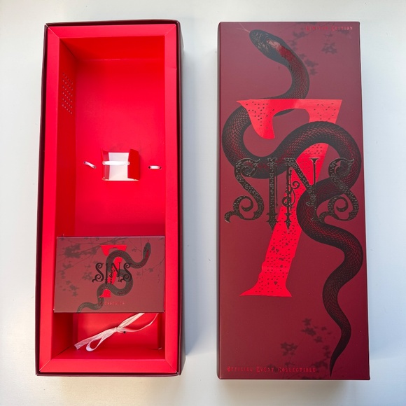 Red Convention 7 Seven Sins Integrity Toys Empty Box Lid Storage Replacement IT - Picture 10 of 10